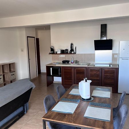 Le Perchoir Apartment Кайен Екстериор снимка