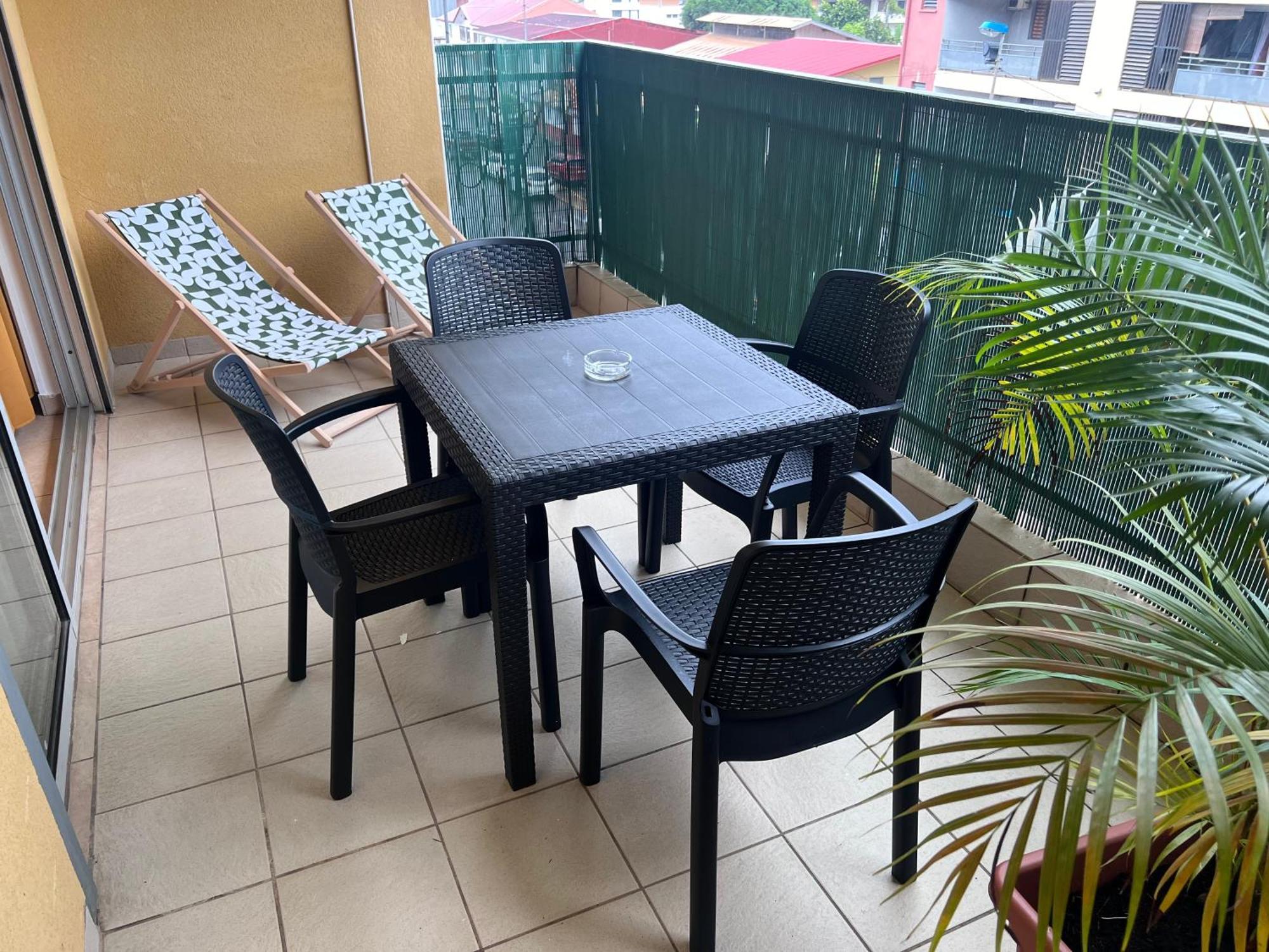 Le Perchoir Apartment Кайен Екстериор снимка